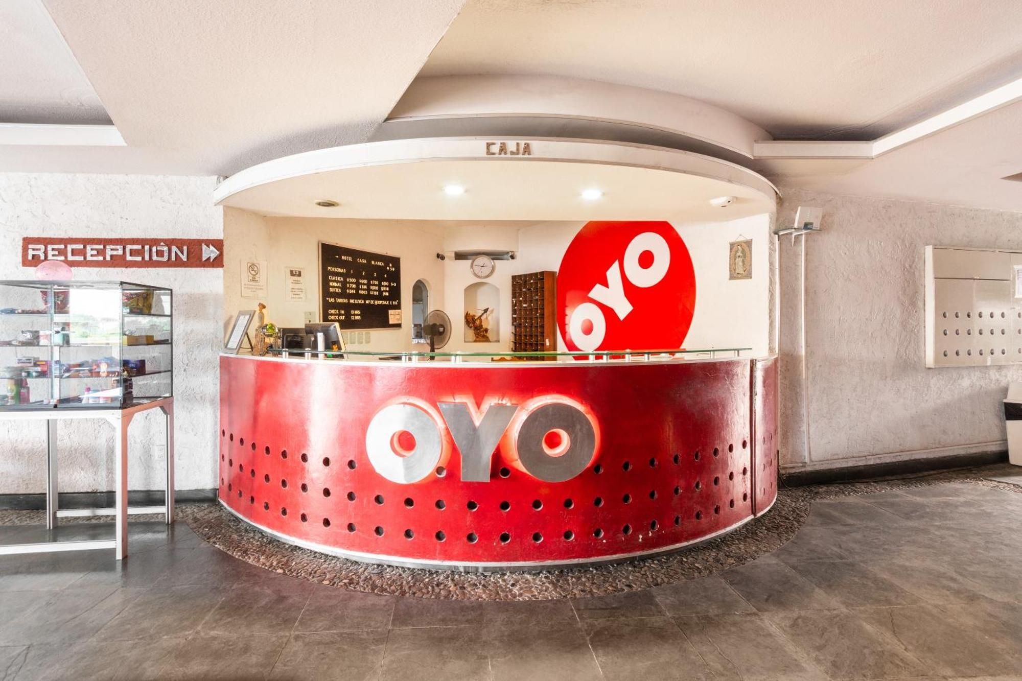 Oyo Hotel Casa Blanca มาร์ติเนซ เดอ ลา ทอเร ภายนอก รูปภาพ